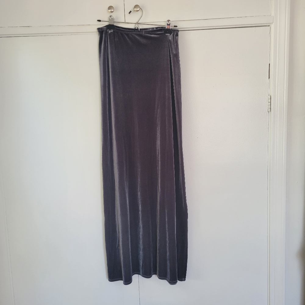 Laundry by Shelli Segal velvet grey maxi skirt